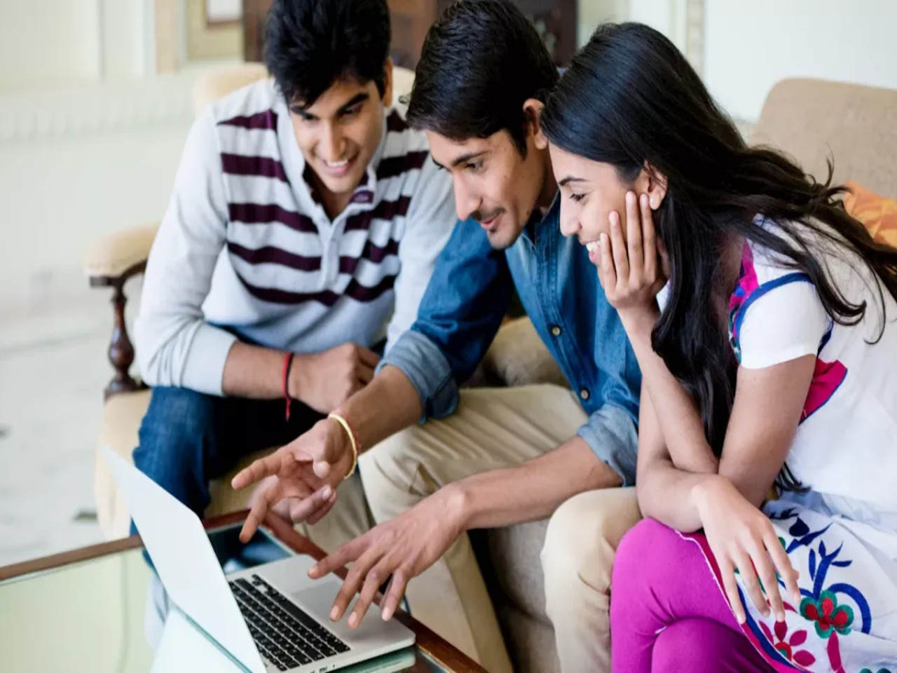 नोटिफिकेशन जारी: DSSSB MTS Vacancy 2025, बेसिक सैलरी ₹56900, 10वीं पास के लिए निकली सरकारी नौकरी